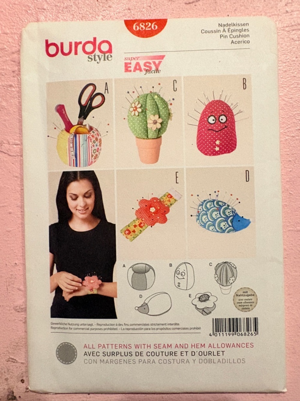 BN UNCUT BURDA 6826 Pin Cushion Sewing Pattern